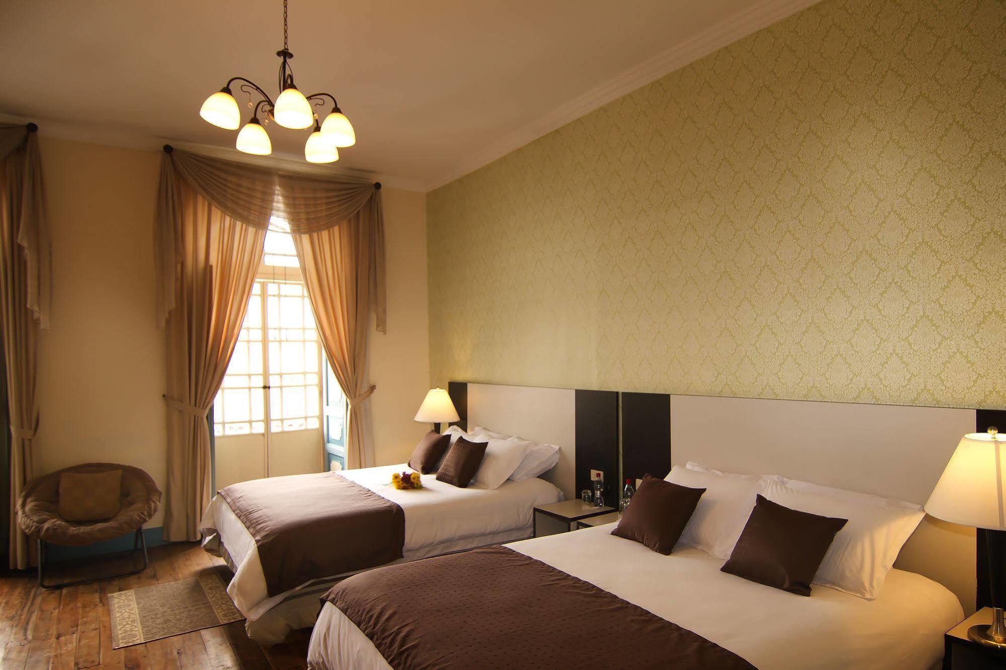 Del Parque Hotel & Suites Cuenca Eksteriør billede
